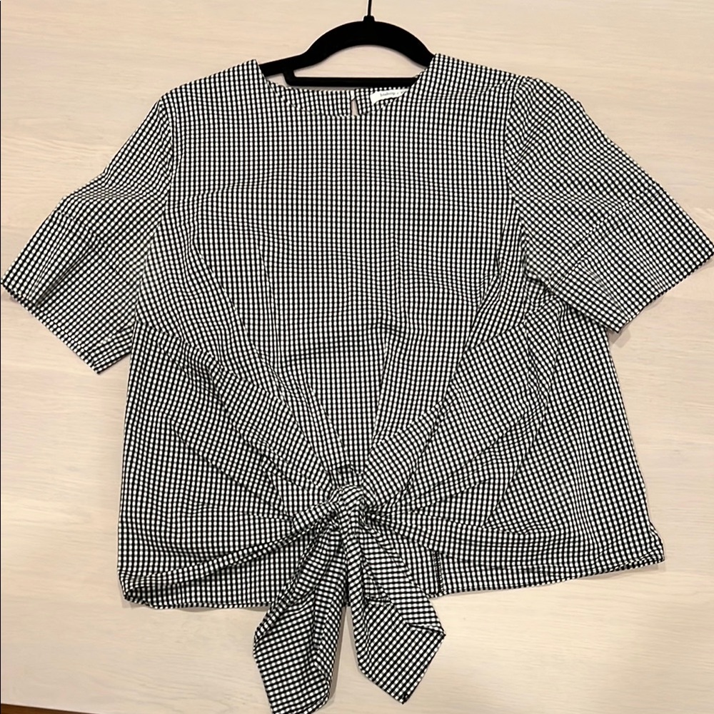 Chic Black and White Gingham Top